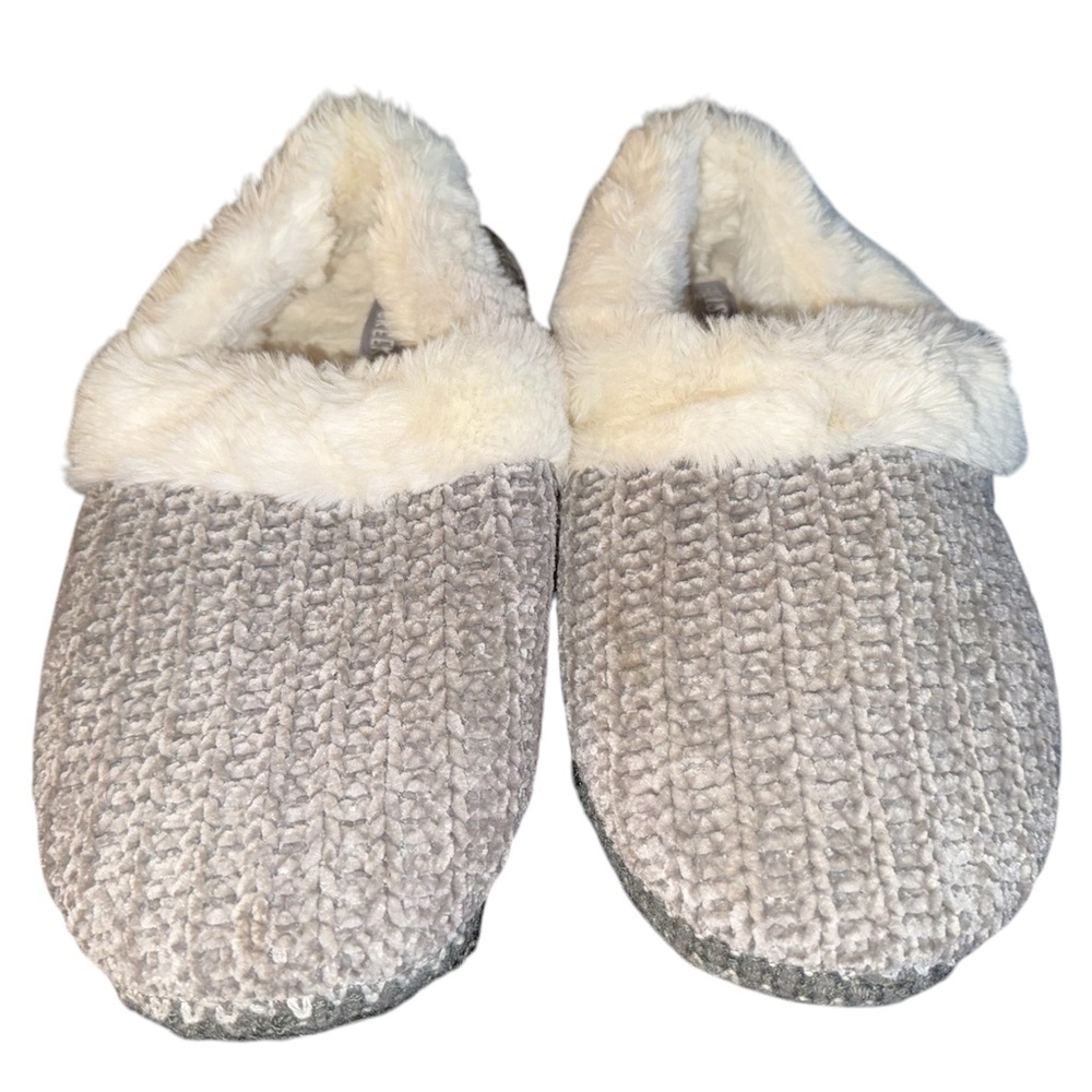 Falls Creek Gray and Cream Women's Slippers💎💎💎